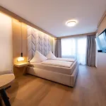 Am Kranichsee 4*