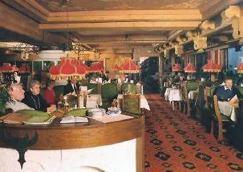 Am Kranichsee 酒店 4*