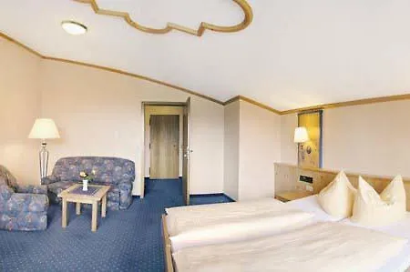 Отель Am Kranichsee 4*