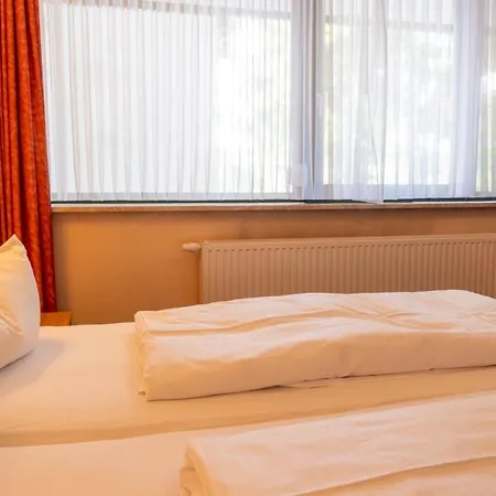 Hotels Am Kranichsee 4*