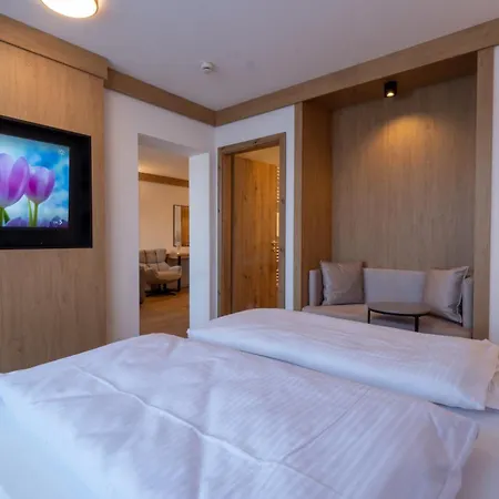 Am Kranichsee Hotell 4*