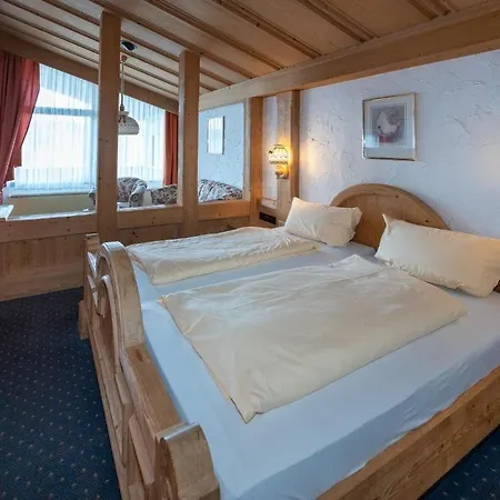 Hotels Am Kranichsee 4*